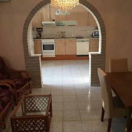 Stella Apartman Debrecen Extérieur photo