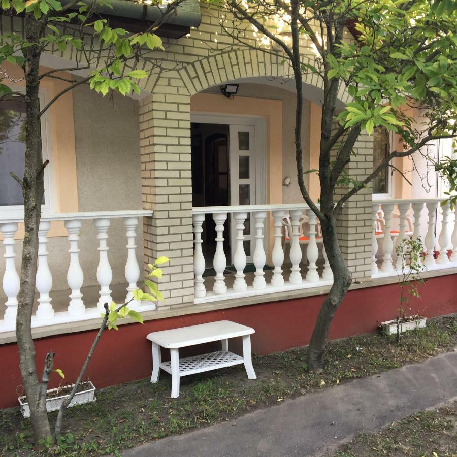 Stella Apartman Debrecen Extérieur photo